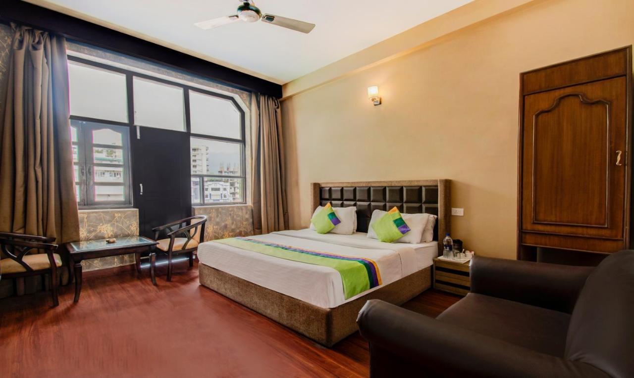 Itsy By Treebo - Jungle View Retreat Hotel Dehradun Bagian luar foto