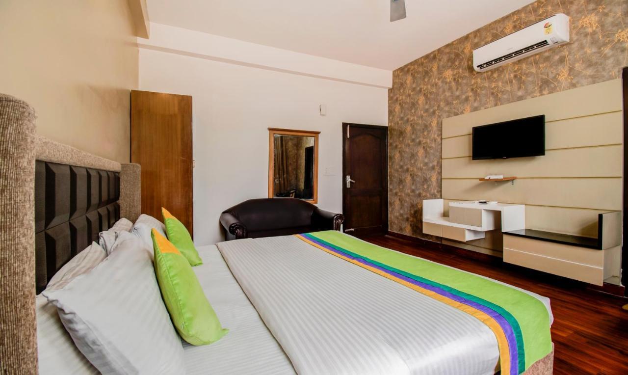 Itsy By Treebo - Jungle View Retreat Hotel Dehradun Bagian luar foto